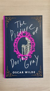 The Picture of Dorian Gray = Портрет Дориана Грея. О. Уайльд 978-5-17-152367-1